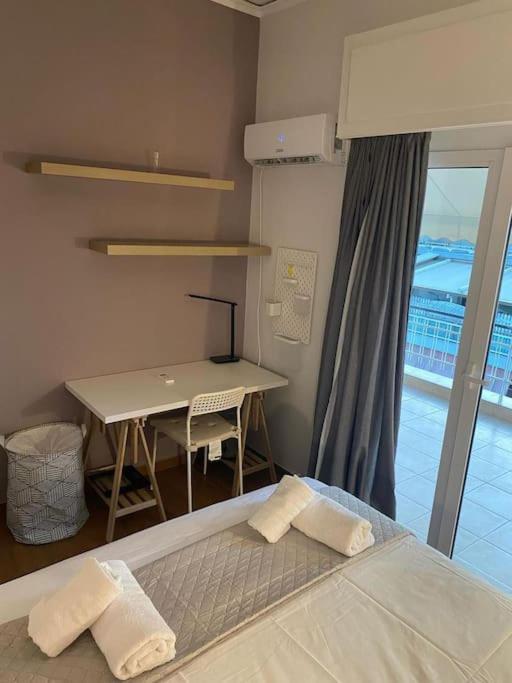 Pent House With Terrace Apartment Пирея Екстериор снимка