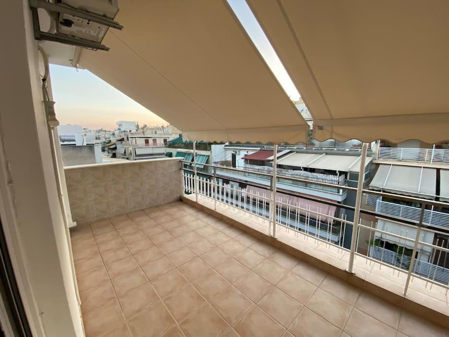 Pent House With Terrace Apartment Пирея Екстериор снимка