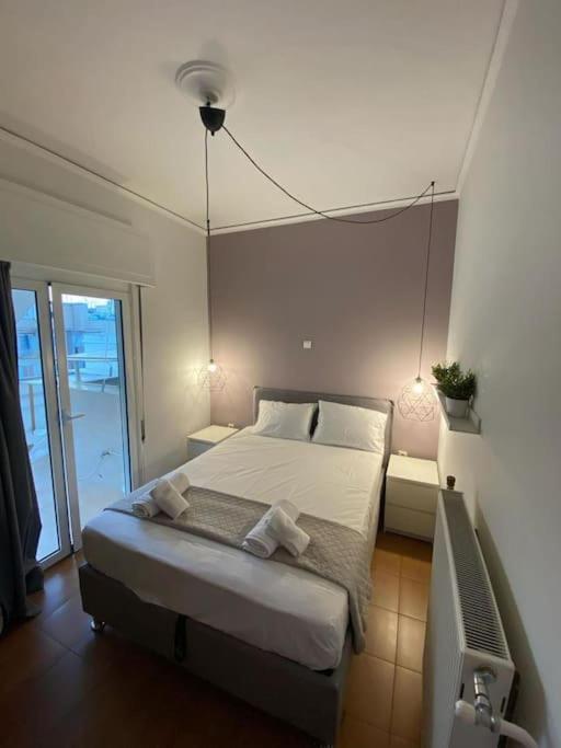 Pent House With Terrace Apartment Пирея Екстериор снимка